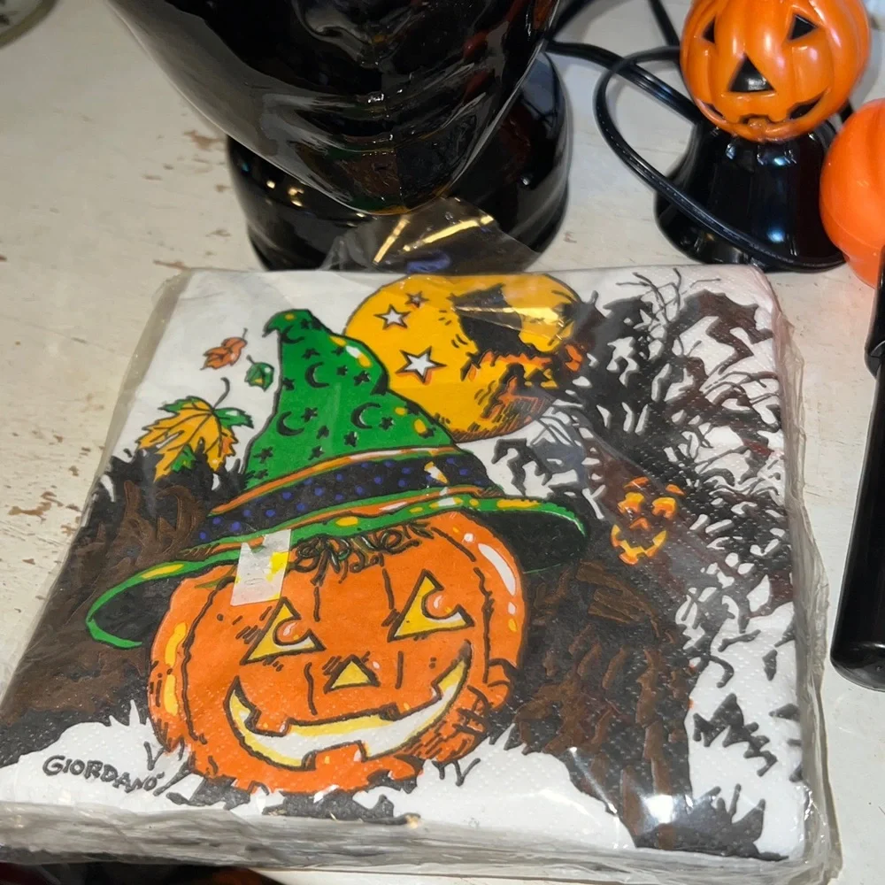 Lot Vintage Halloween blow mold pumpkin light beanie hat & napkins